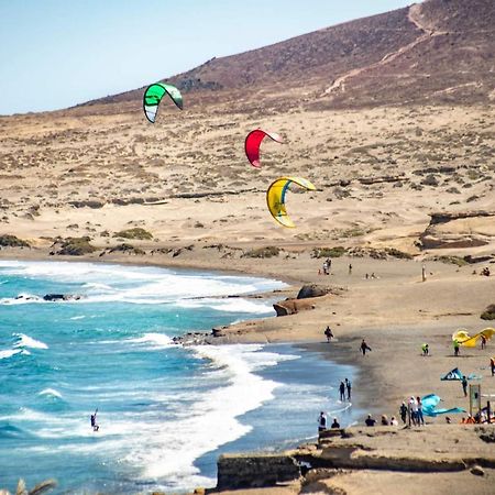 Alquilaencanarias- Medano Beach Tarajal El Médano المظهر الخارجي الصورة