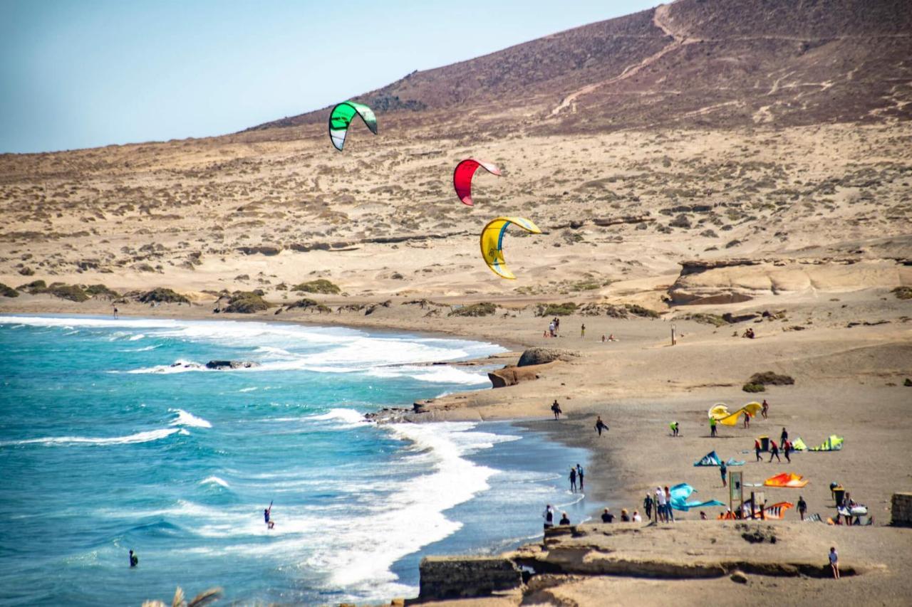 Alquilaencanarias- Medano Beach Tarajal El Médano المظهر الخارجي الصورة